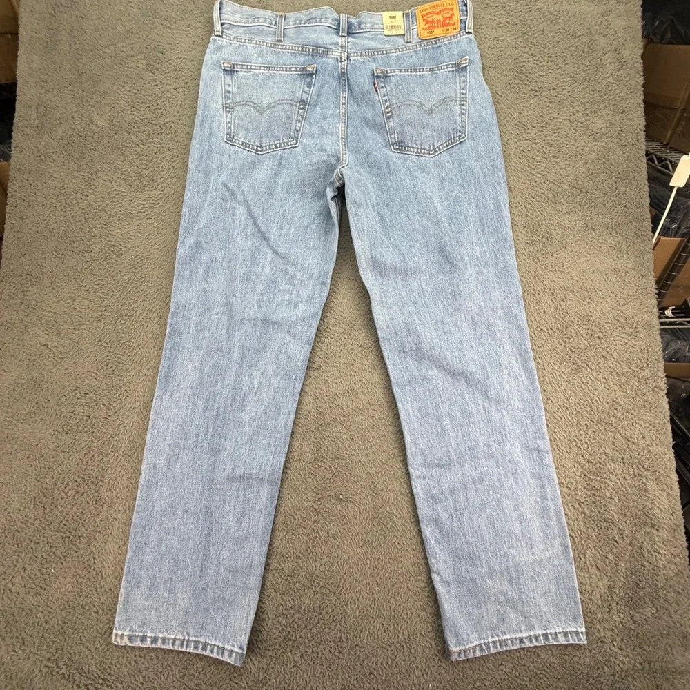 Levi's 550‎ Relaxed Fit Mens 38x34 Light Wash Blue Denim Jeans 100% Cotton